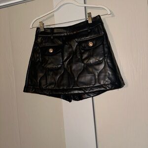 VICI Women’s Black Leather Skort. Size Small